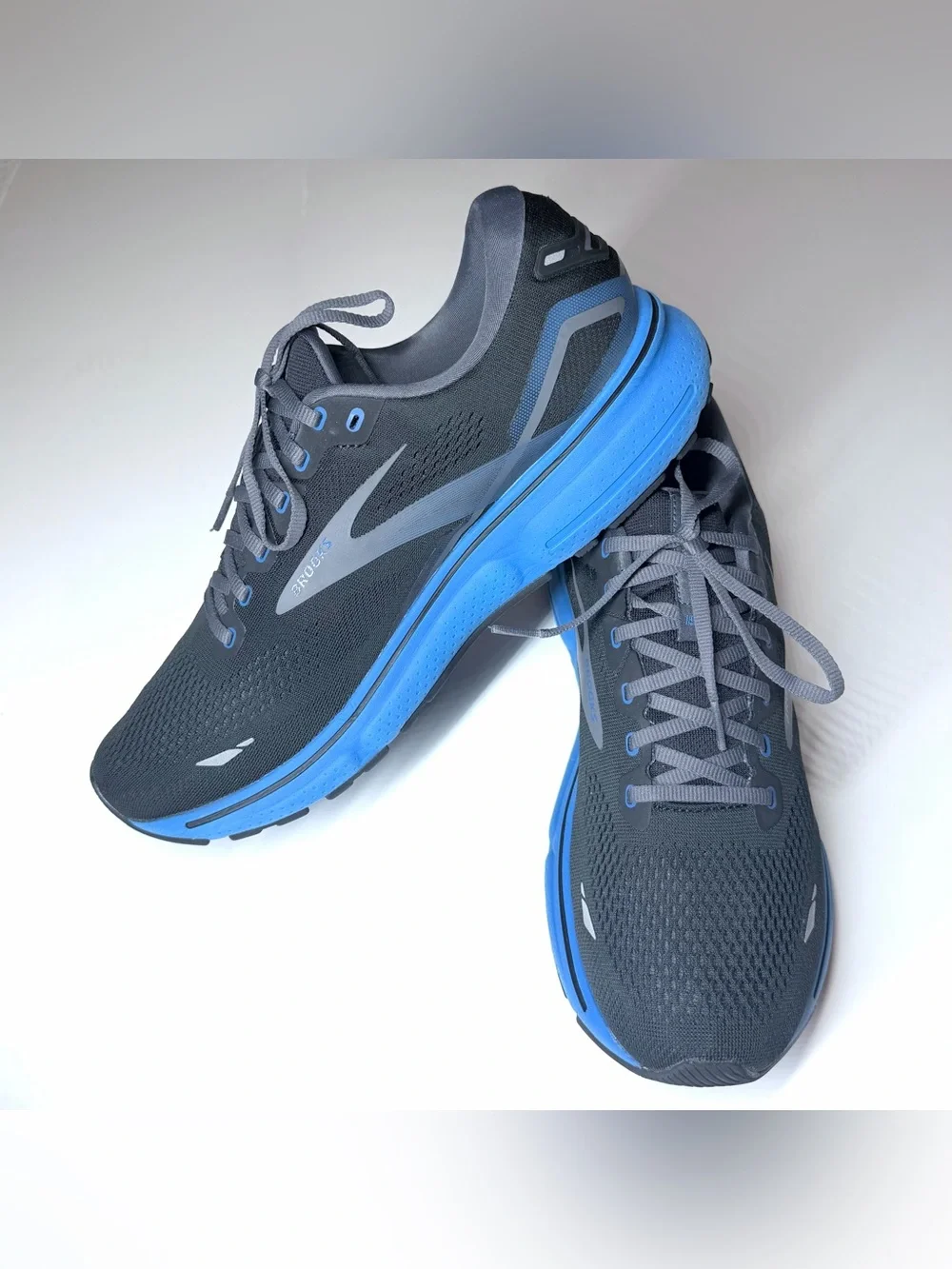 Brooks Ghost 15 Men’s Running Sneakers - Black/ Blue Size- 12.5